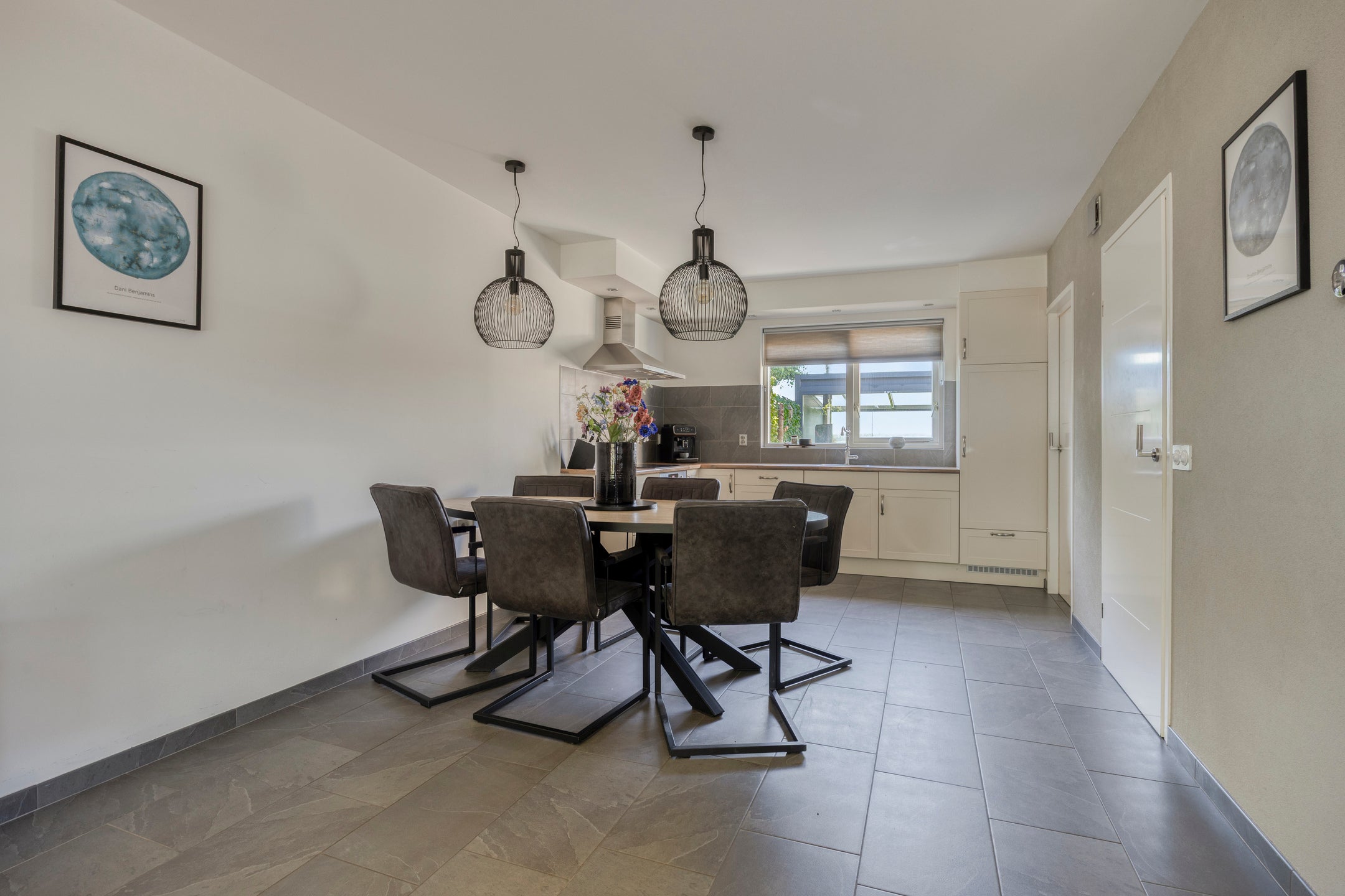 Tussenwoning te koop: Veenbes 38, Nieuwlande