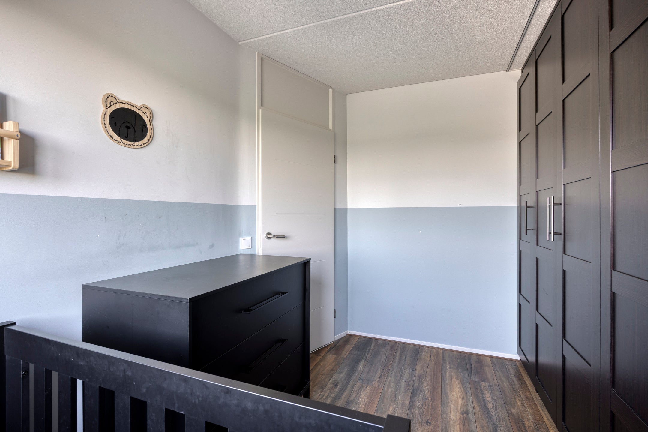 Tussenwoning te koop: Veenbes 38, Nieuwlande