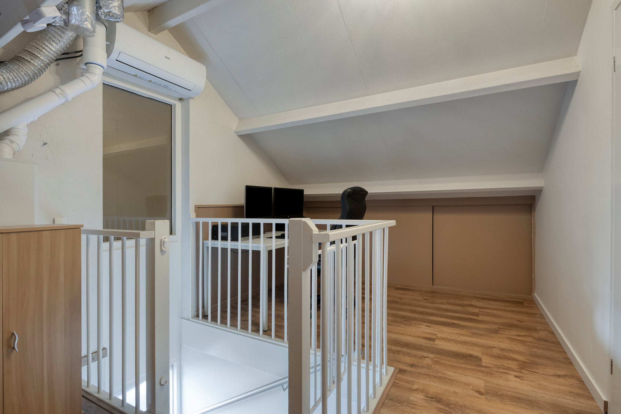 Tussenwoning te koop: Veenbes 38, Nieuwlande