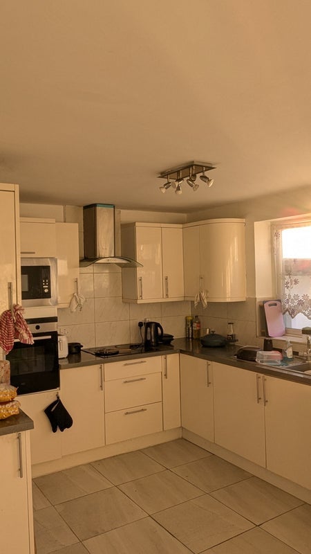 Room Rawstone Walk in Greater London