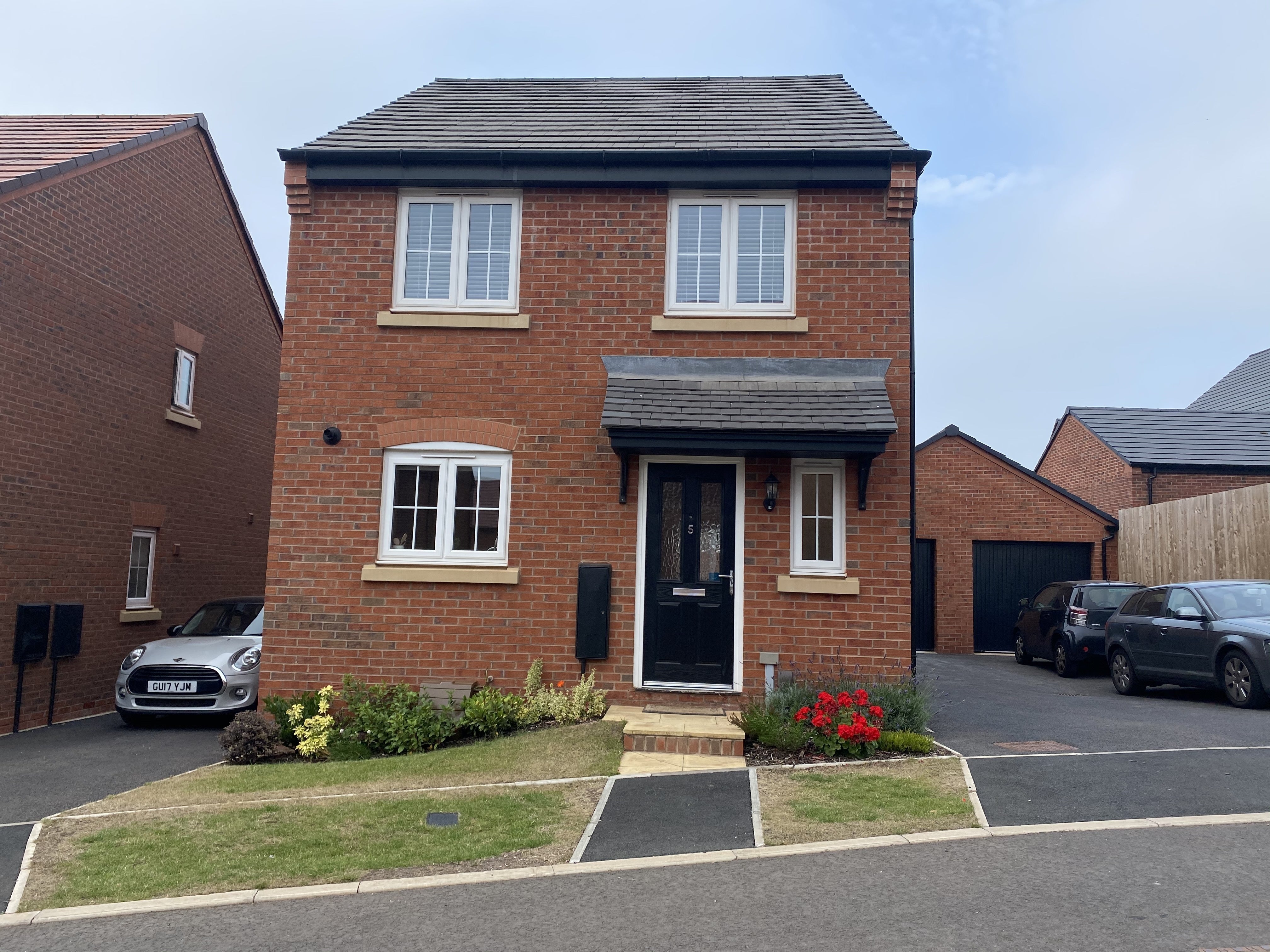 House Hedgerow Road in Lichfield
