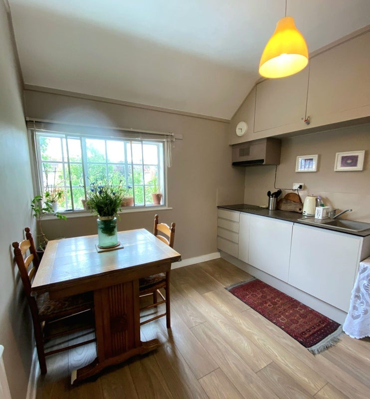 Flat Clifford Avenue in Greater London
