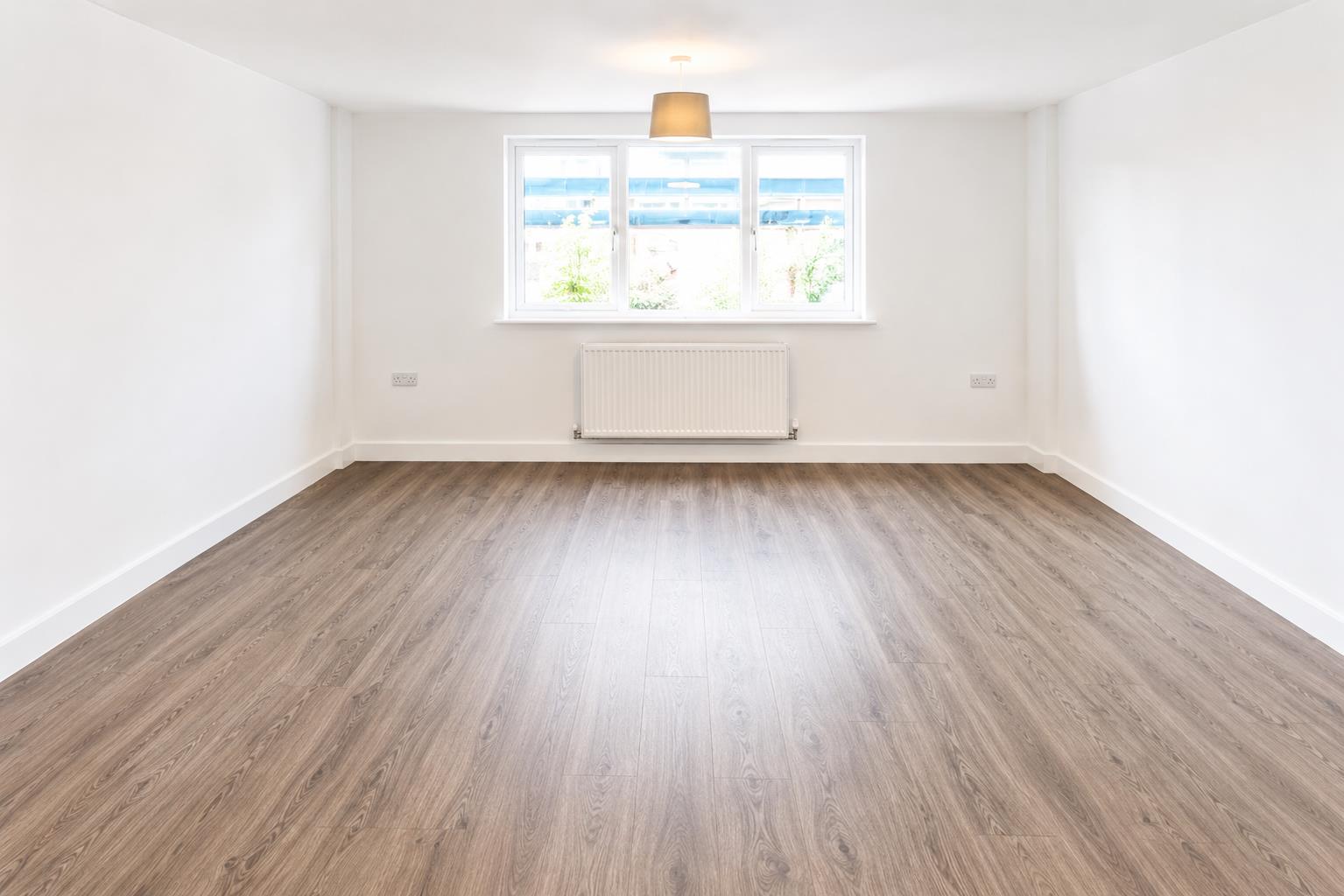 Flat Knoll Walk in Surrey Heath