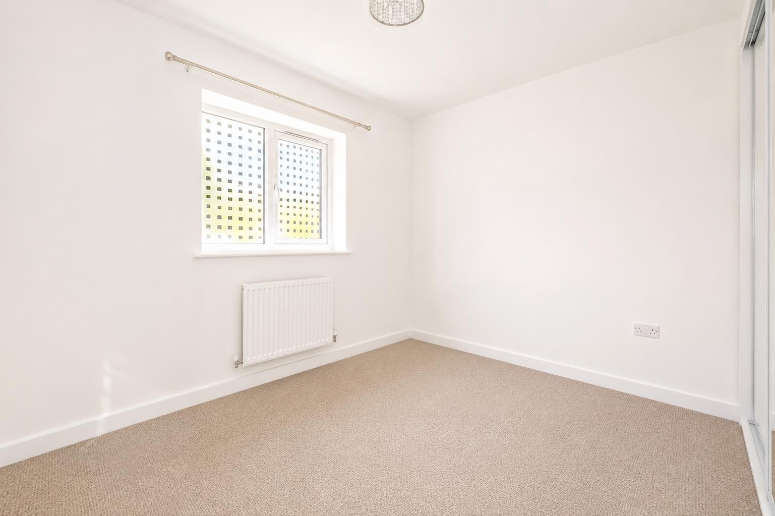 Flat Knoll Walk in Surrey Heath