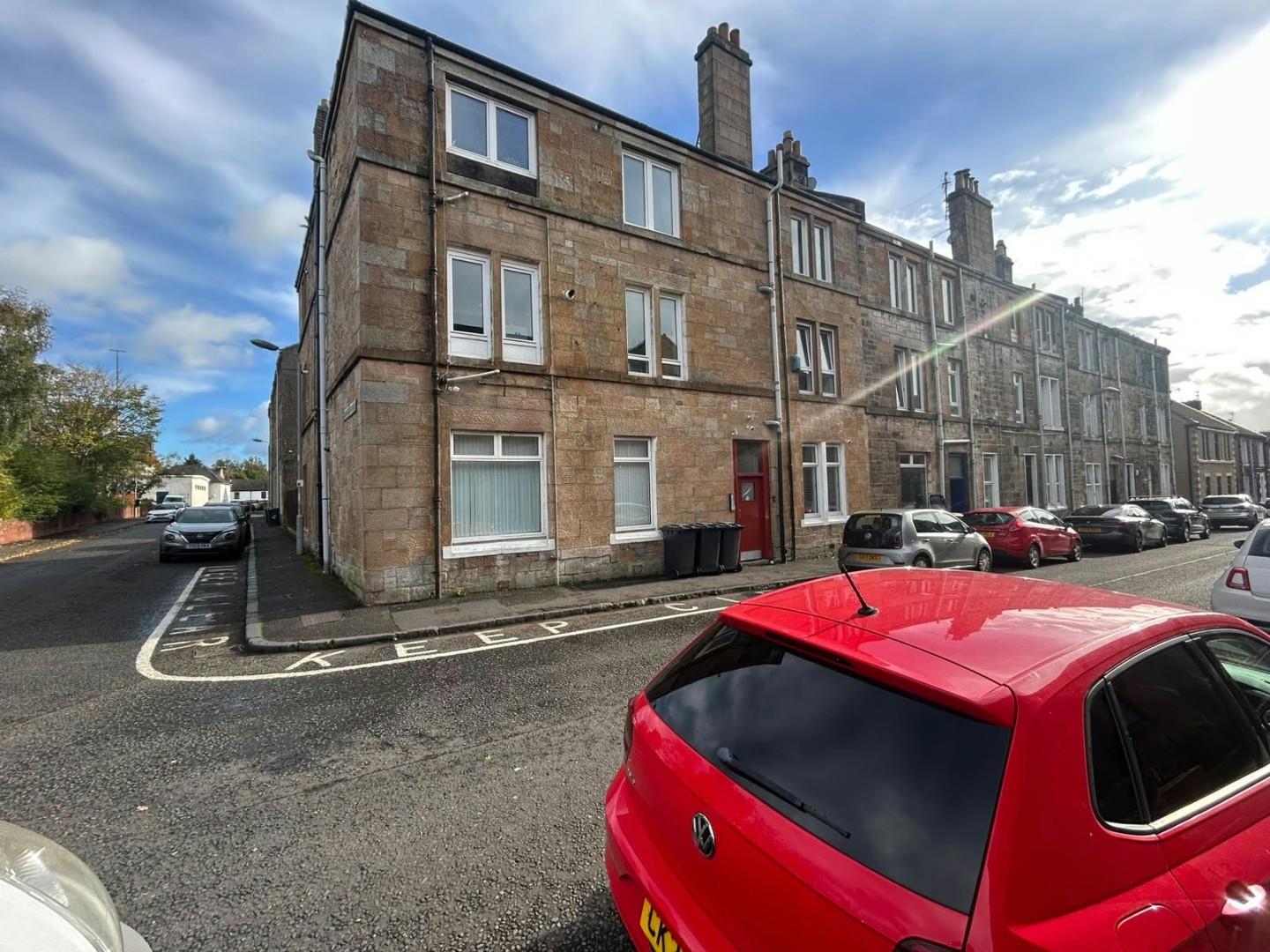 Flat Thistle Street in Kirkintilloch