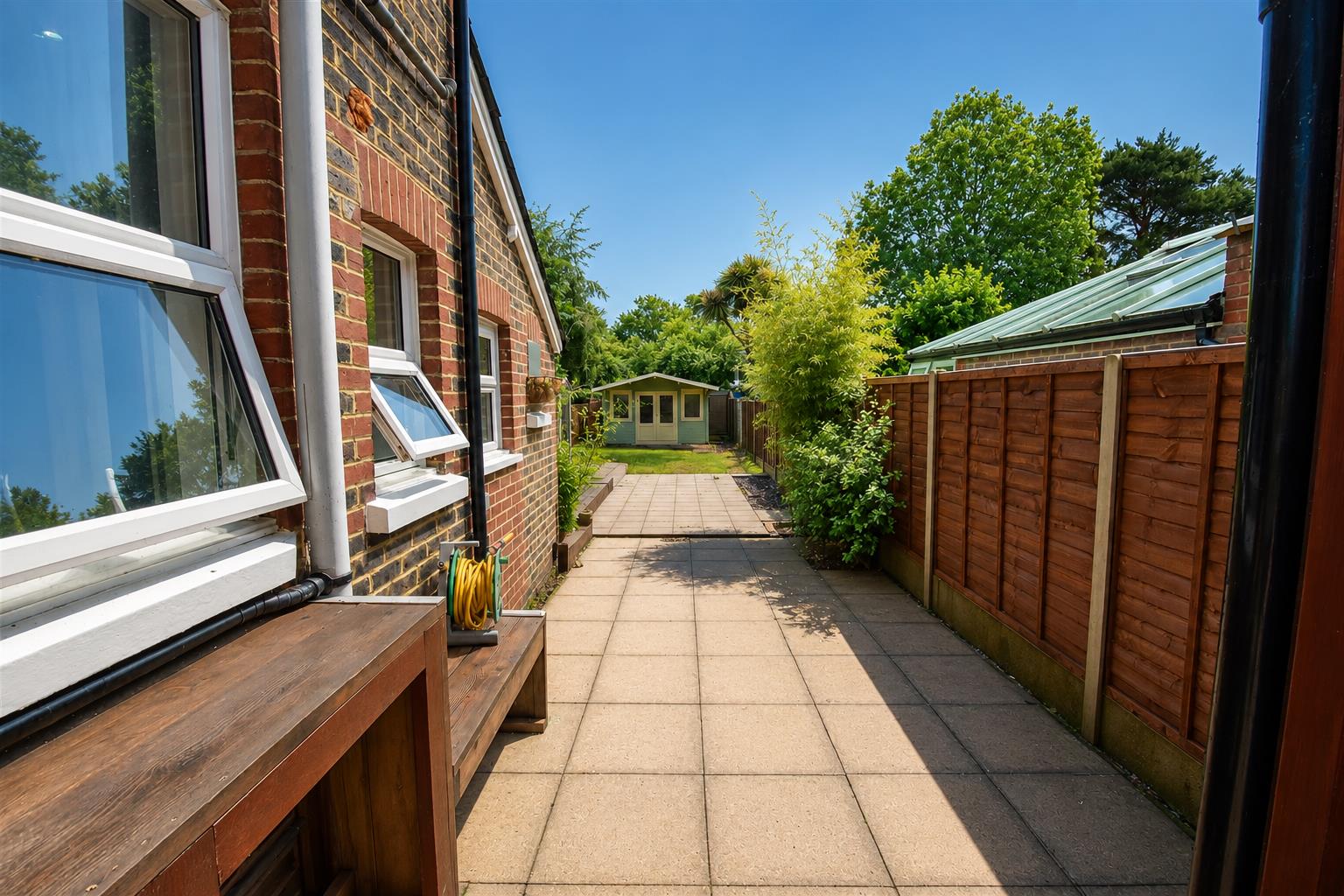 Flat Lumley Road in Reigate and Banstead