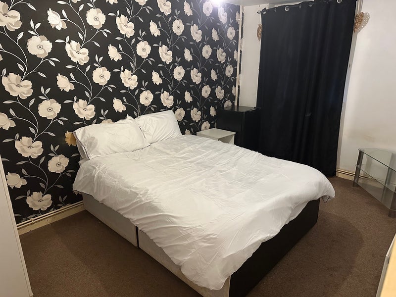 Room Puckleside in Basildon