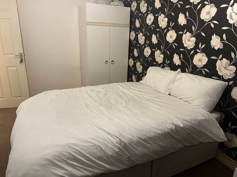 Room Puckleside in Basildon