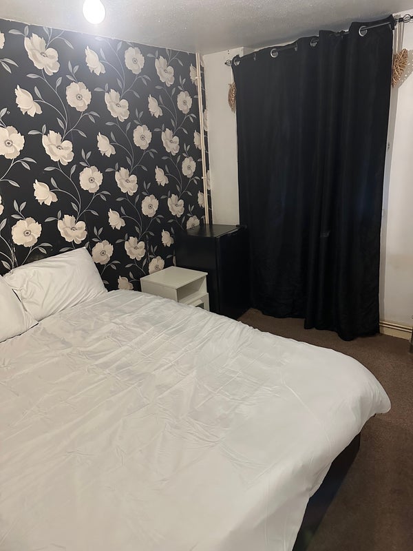 Room Puckleside in Basildon