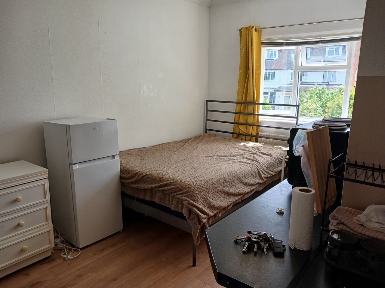 Flat St John's Road in Greater London