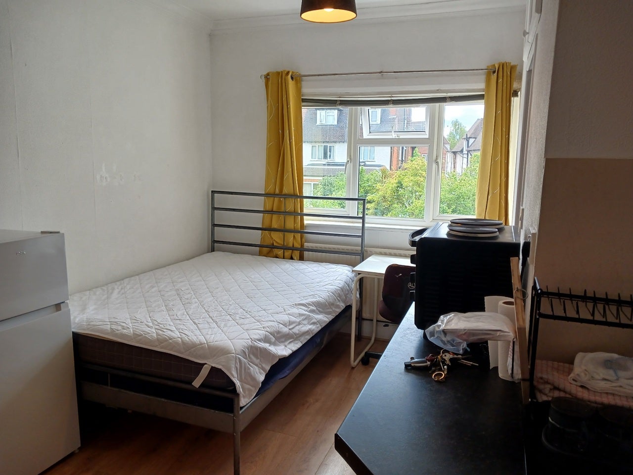 Flat St John's Road in Greater London