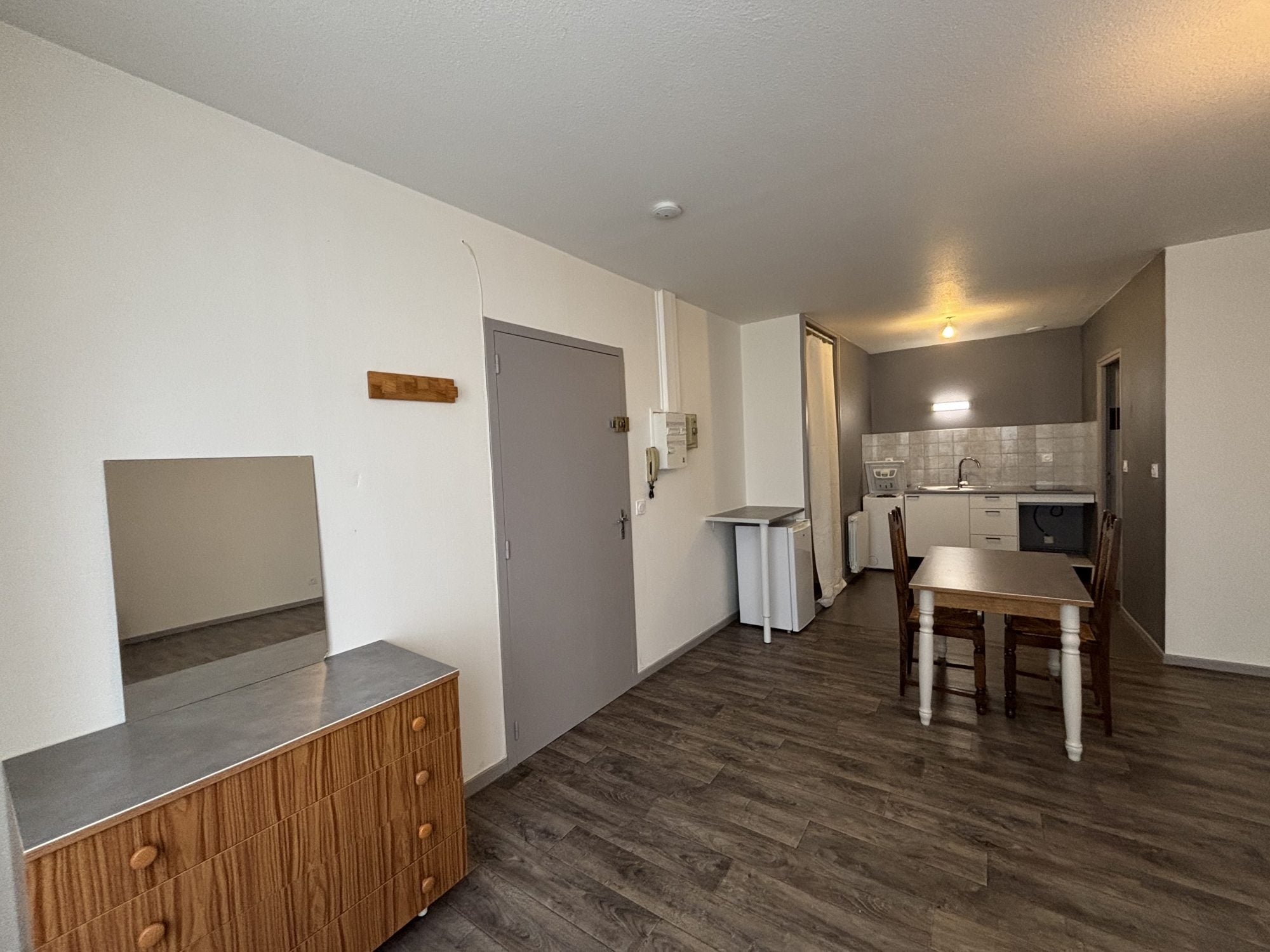 Flat Rue Vaubertrand in Condrieu