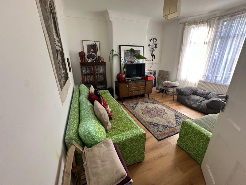Room St Loy's Road in Greater London