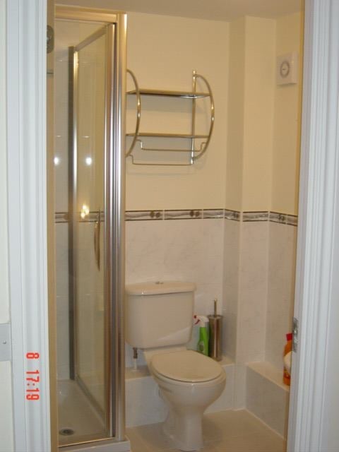 Room Cornwall Gardens in Greater London