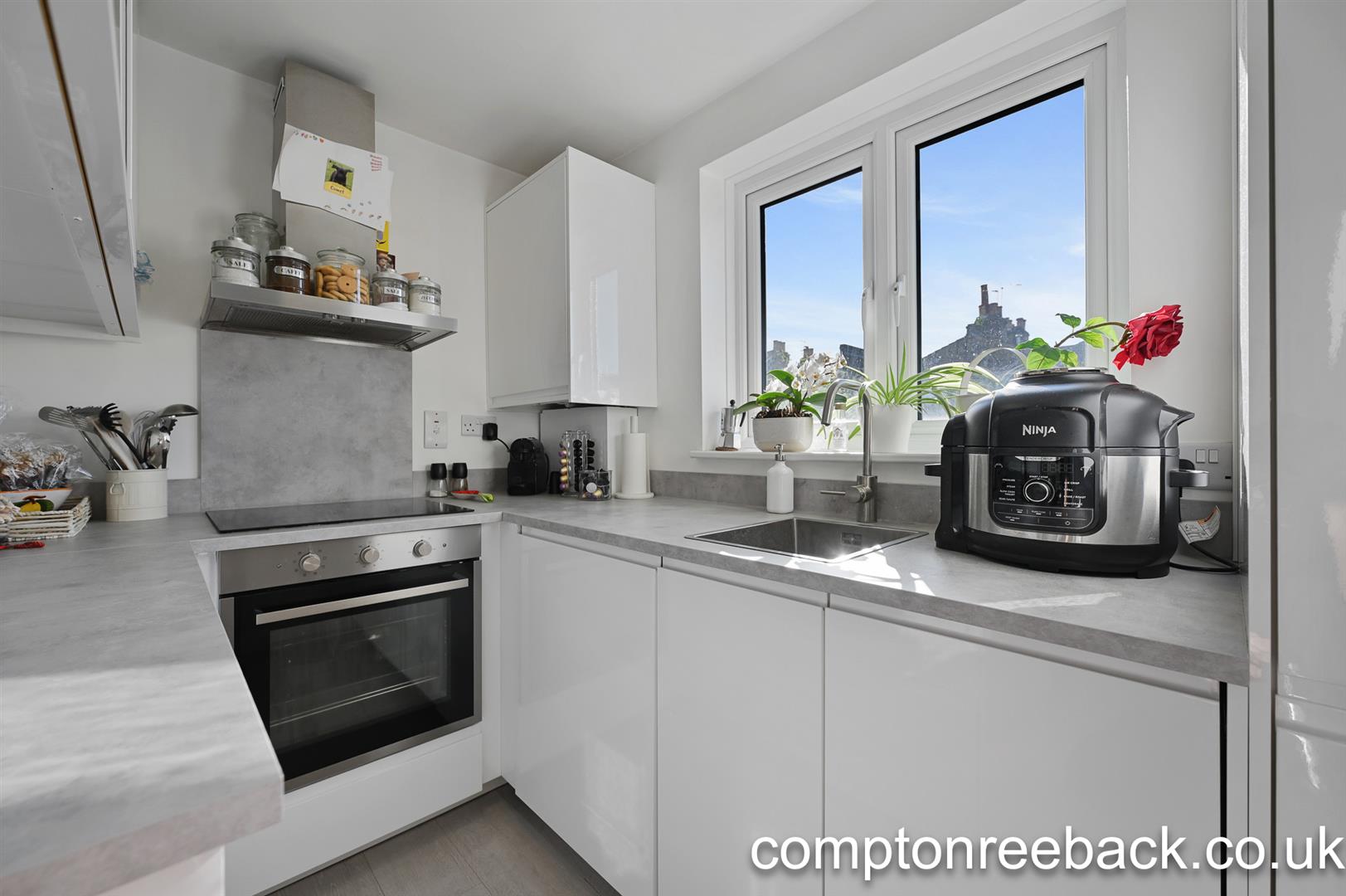 Flat Ashmore Road in City of Westminster