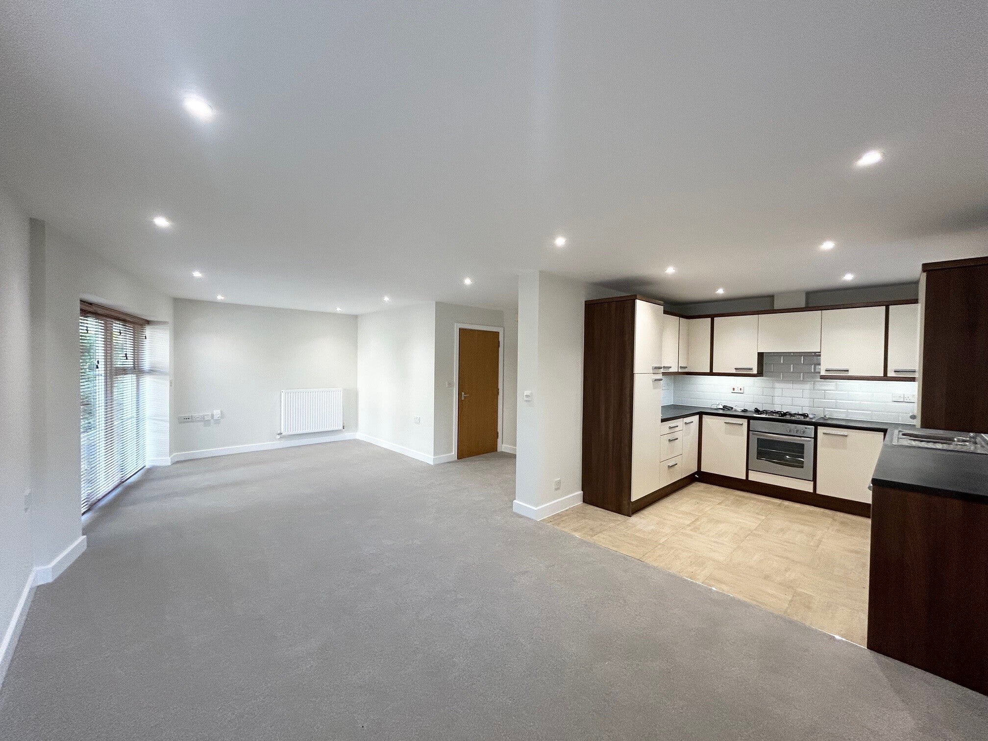 Flat Penn Hill Avenue in Poole