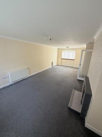 Flat Castleton Drive in Newton Mearns