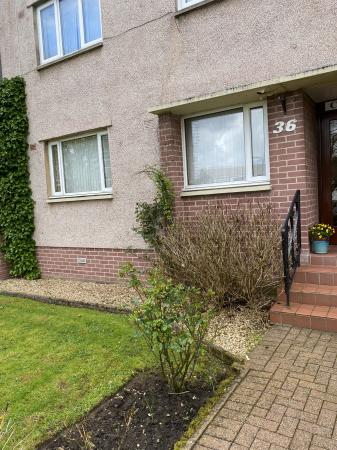 Flat Castleton Drive in Newton Mearns