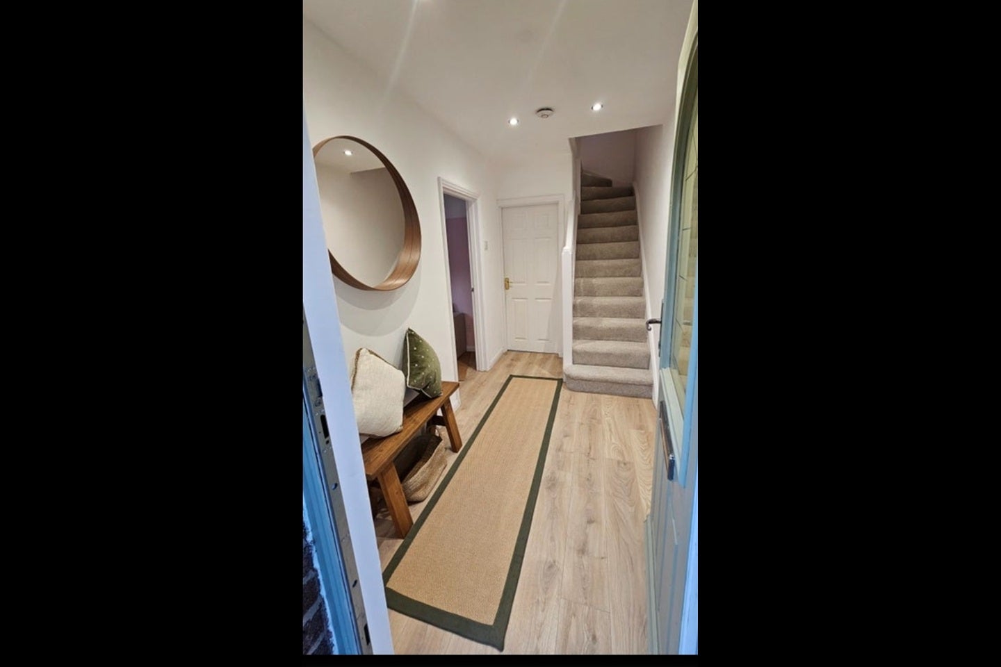 Room Bennett Place in Newcastle-under-Lyme