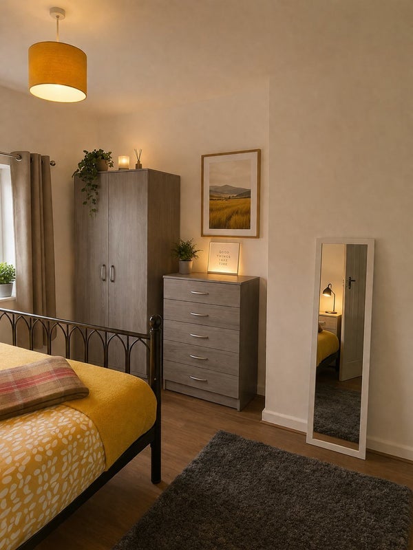 Room Lime Crescent in Manchester
