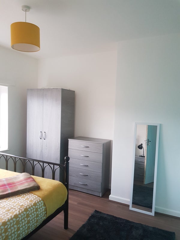 Room Lime Crescent in Manchester