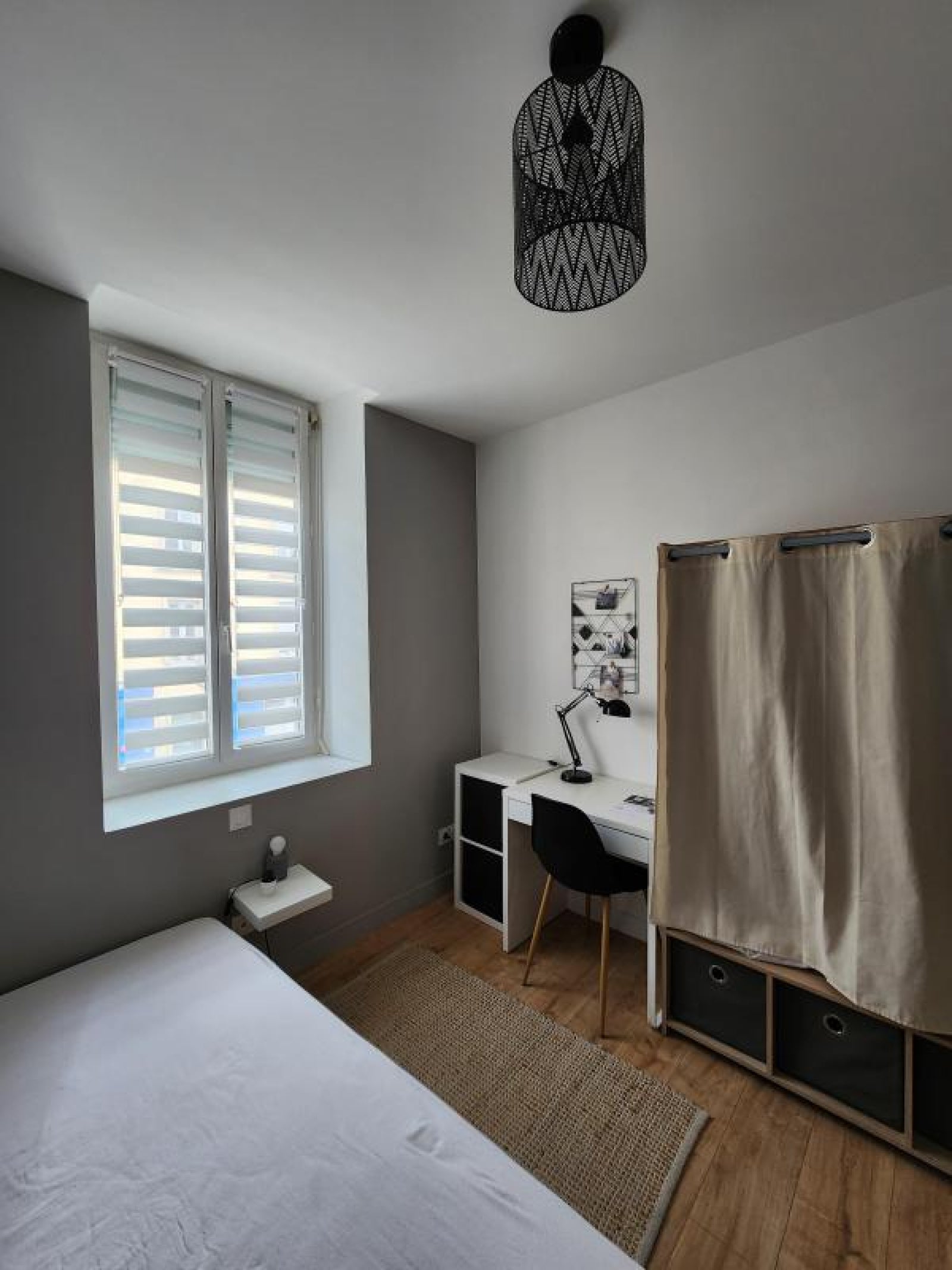 Room Rue de l'Évêque Émilien in Nantes