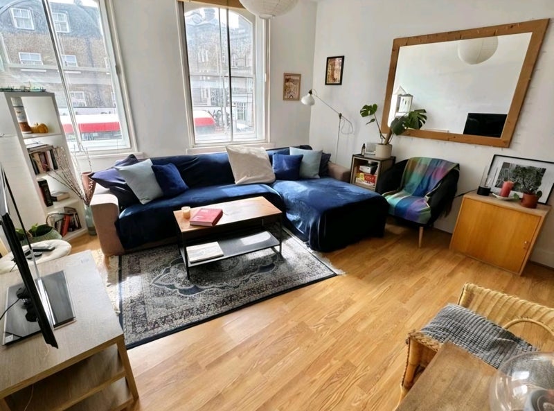 Room Essex Road in Greater London