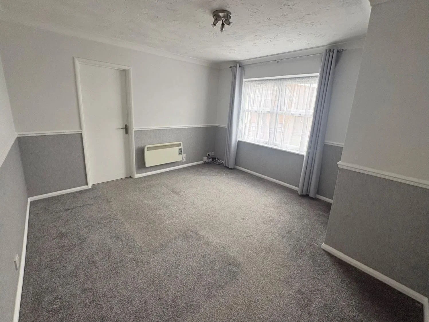 Flat Sanders Road in Canvey Island