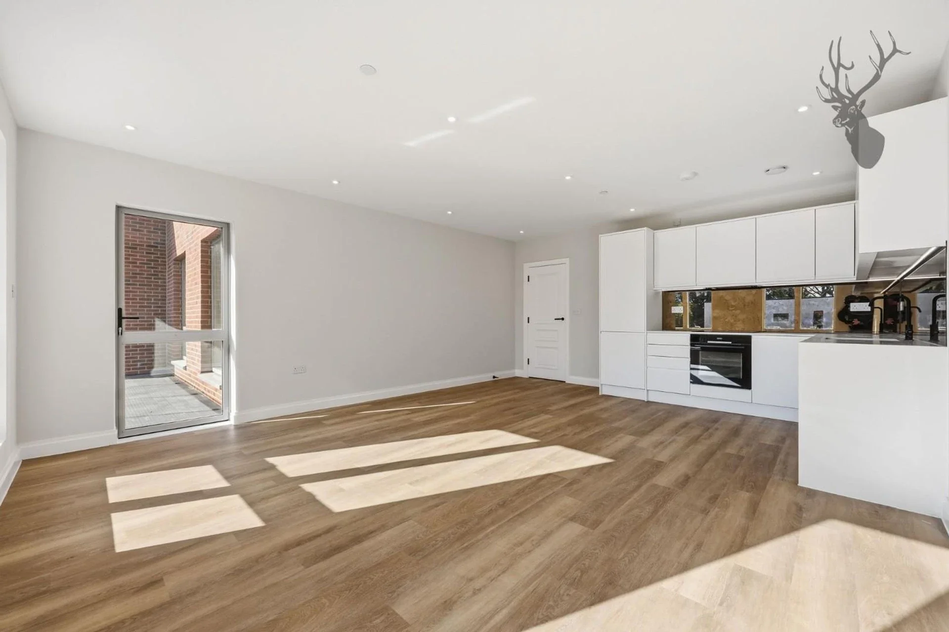 Flat Court Yard in Greater London