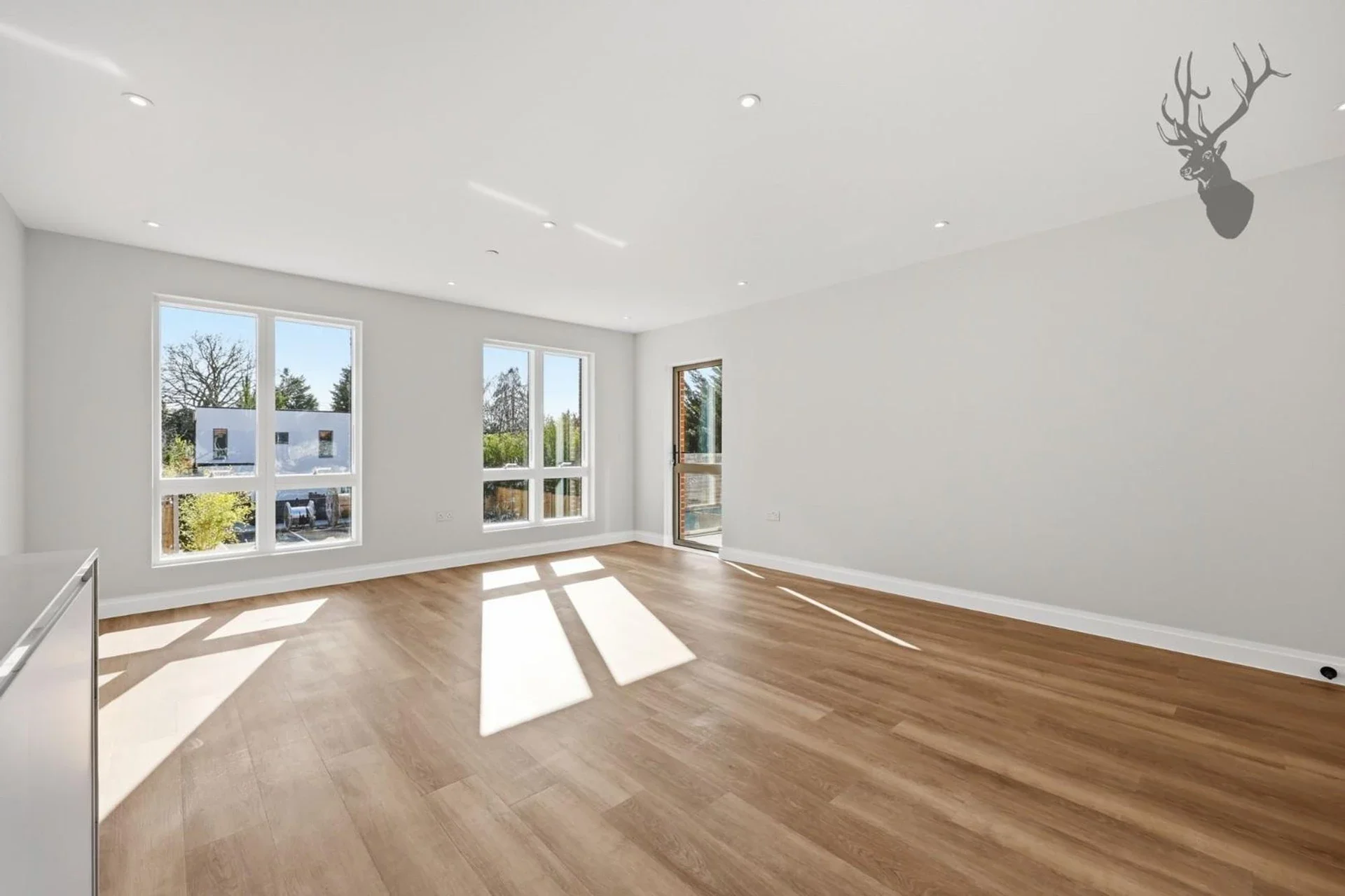 Flat Court Yard in Greater London
