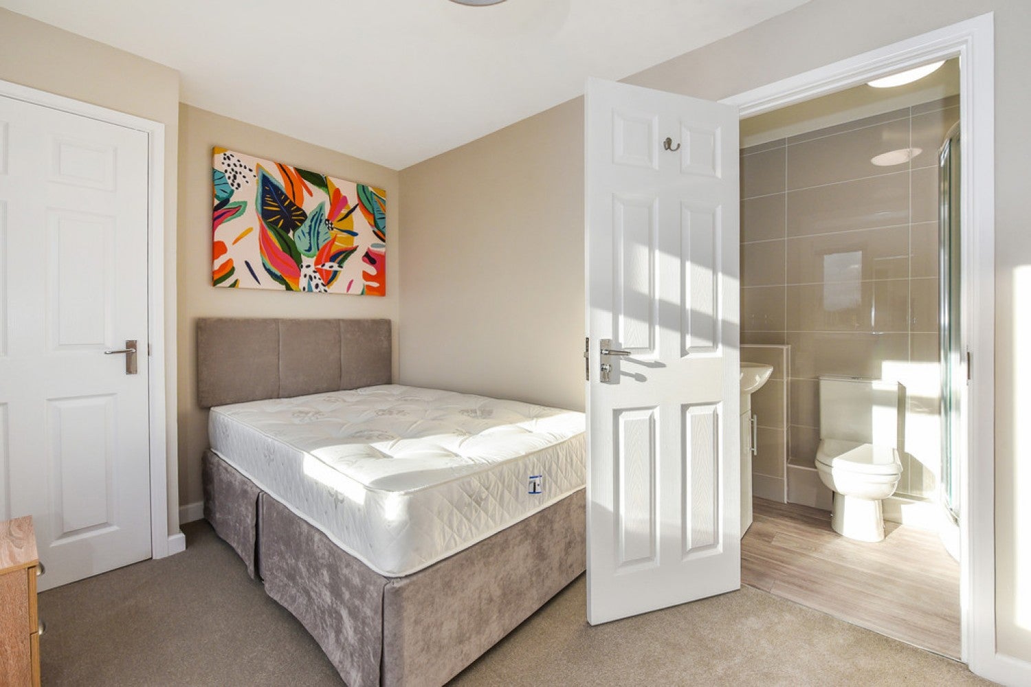 Room Trussell Crescent in Winchester