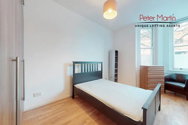 Flat Portsdown Mews in Greater London