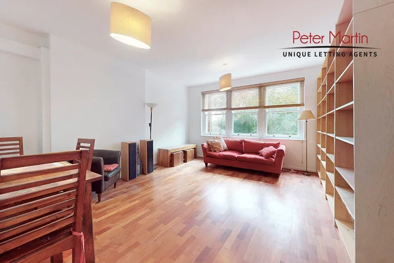 Flat Portsdown Mews in Greater London