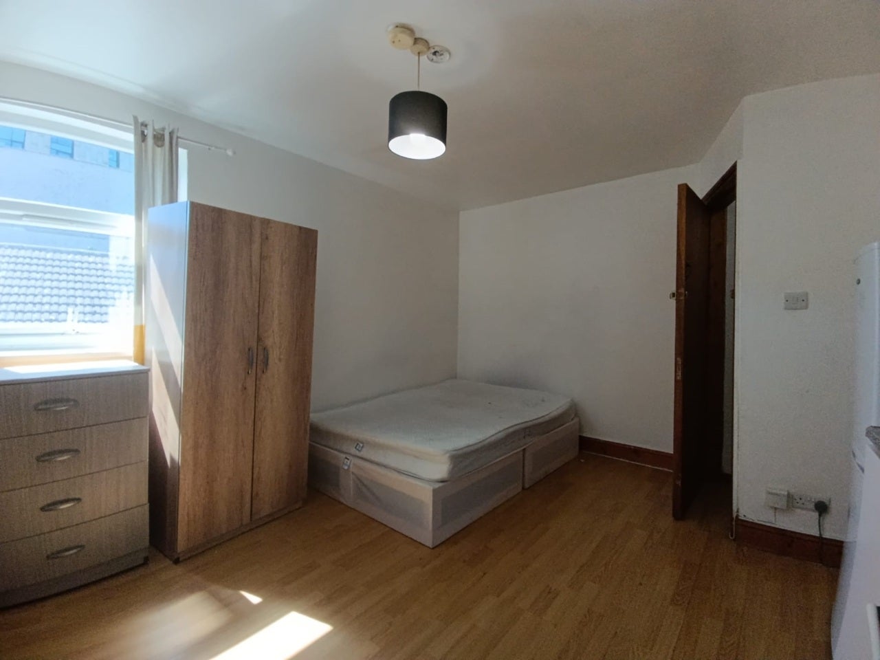 Flat Bradbury Street in Greater London