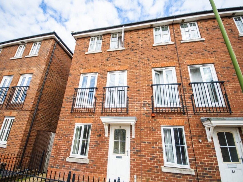 Flat Tiger Moth Way in Welwyn Hatfield