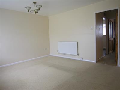 Flat Crosby Close in Wolverhampton