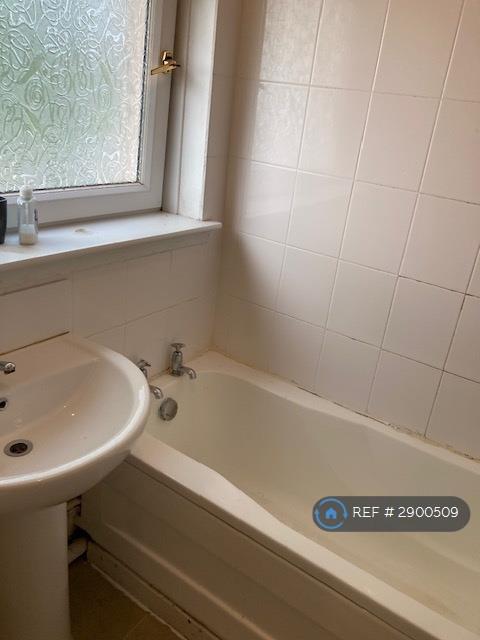 Flat St Mungo Avenue in Glasgow