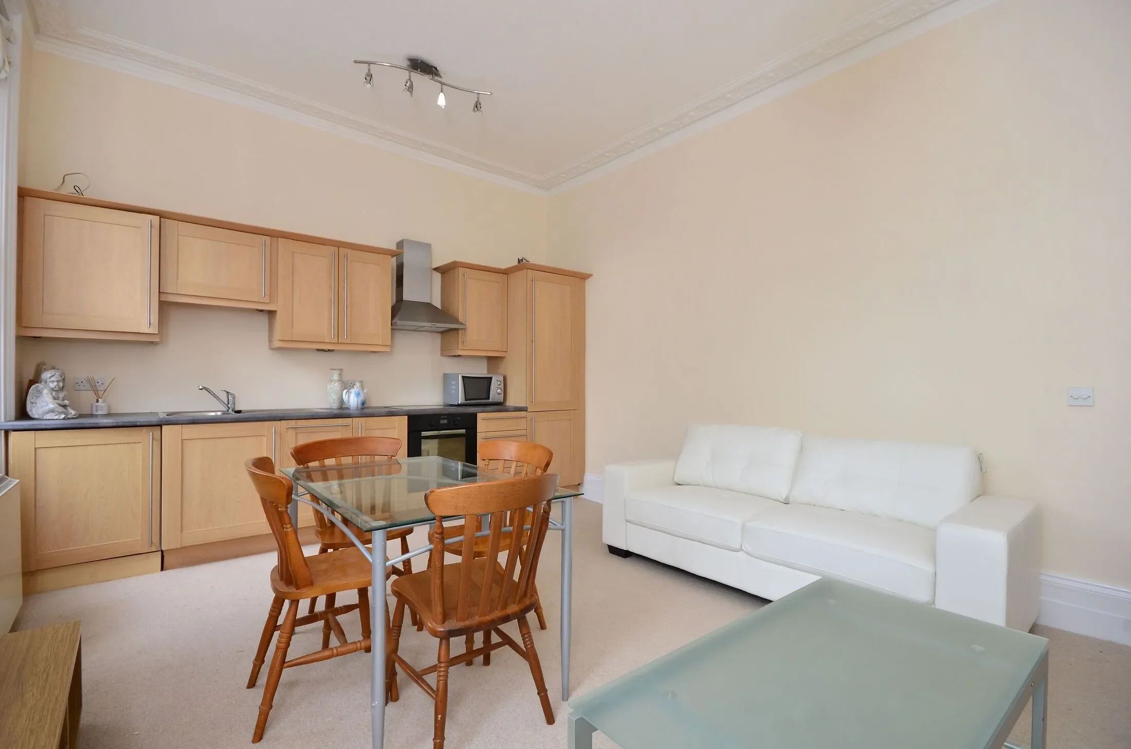 Flat Redcliffe Square in Greater London