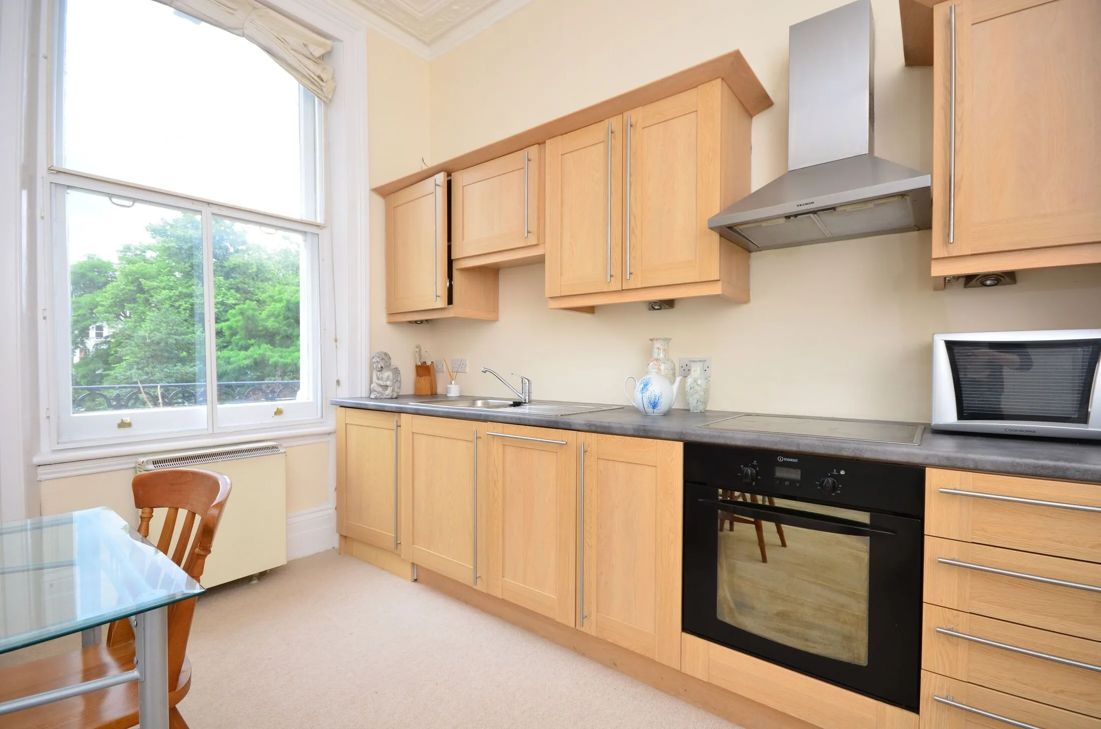 Flat Redcliffe Square in Greater London