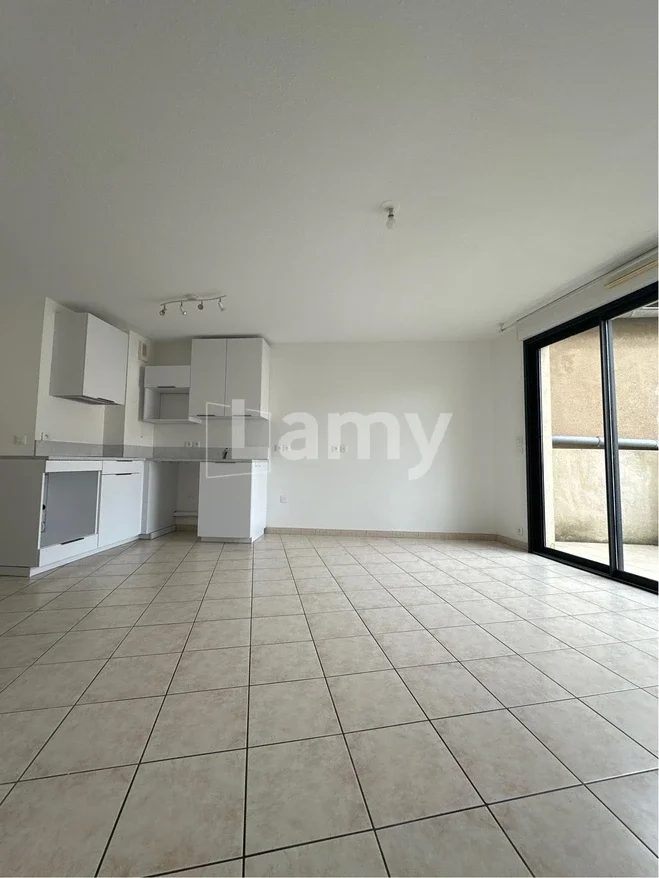 Flat Rue des Minimes in Trets