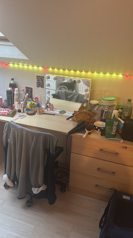 Room Back Kirkstall Avenue in Leeds