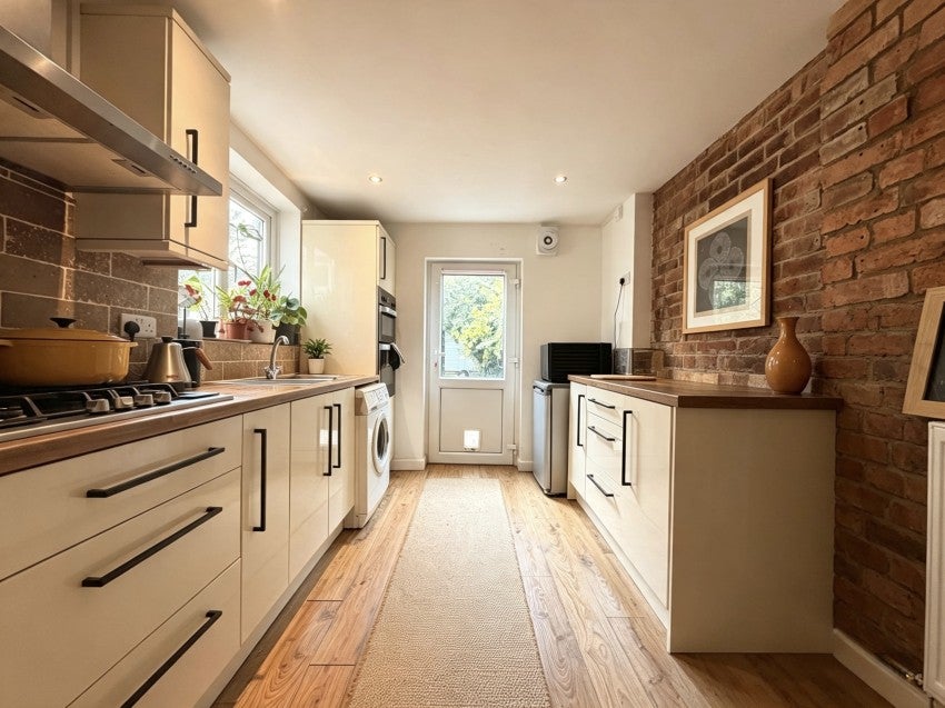House Wardrew Road in Exeter