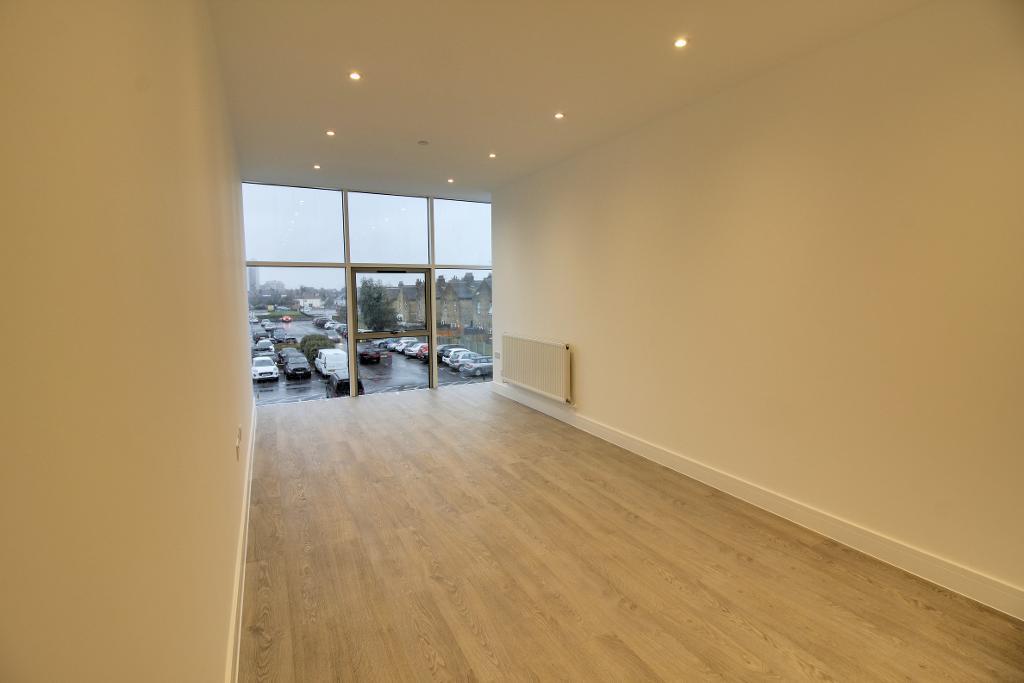 Flat Warrior Square in Southend-on-Sea