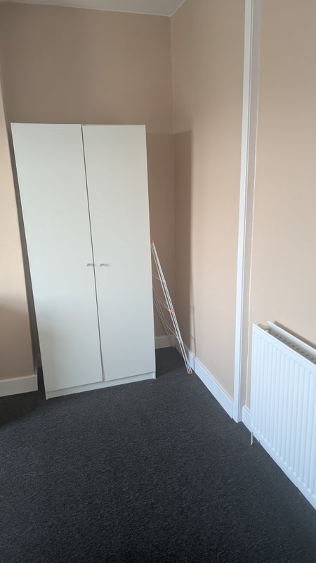 Room Sunart Road in Glasgow