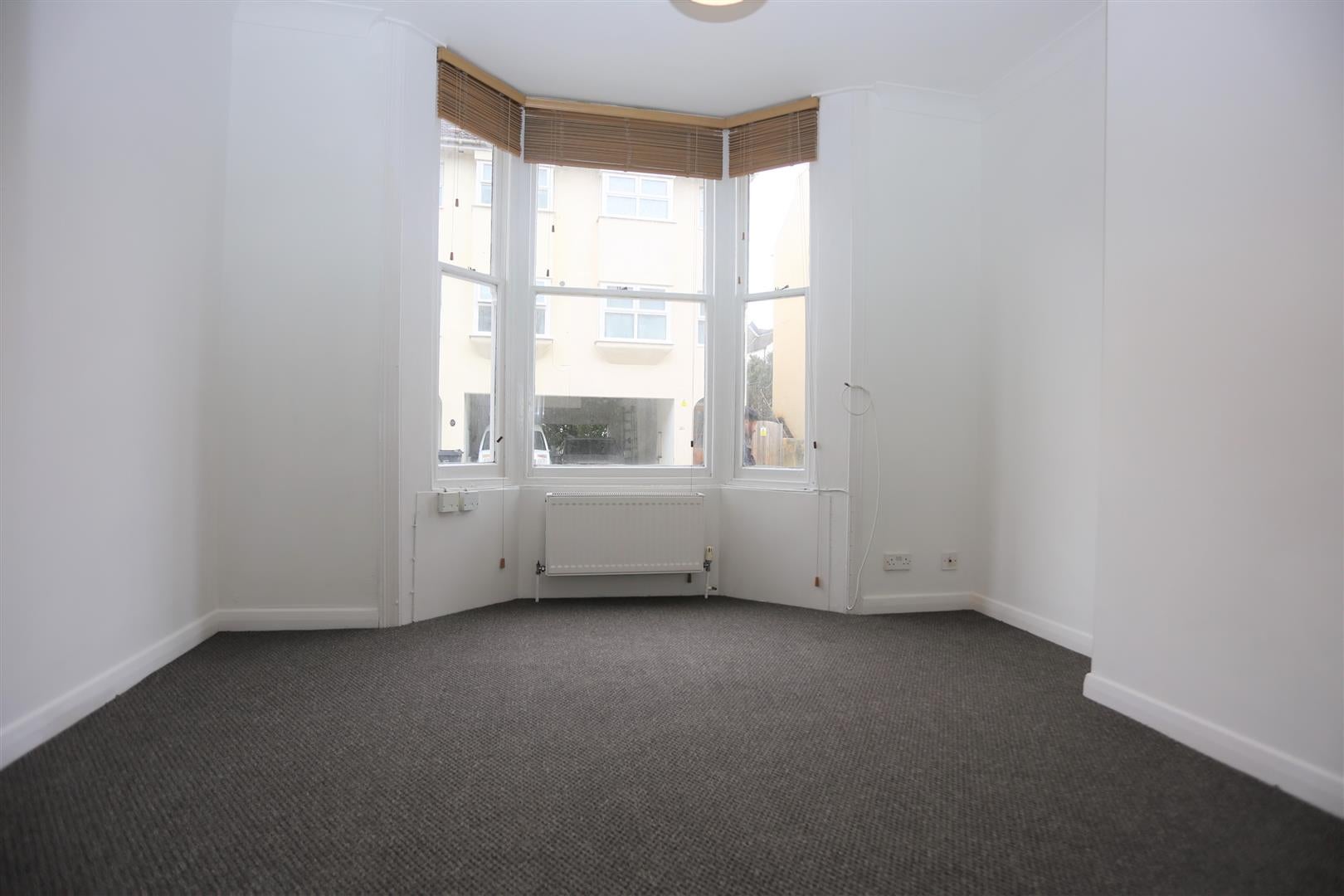 Flat Campbell Road in Brighton