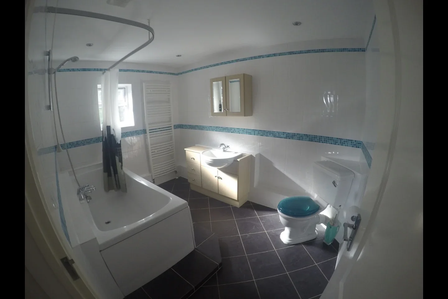 Room Christchurch Road in Borough of Runnymede