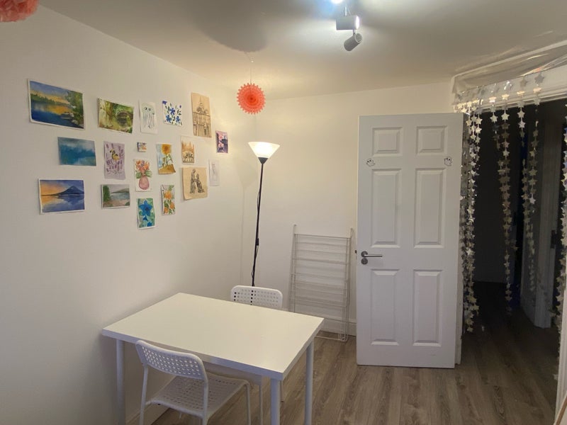 Room Turnpike Lane in Greater London