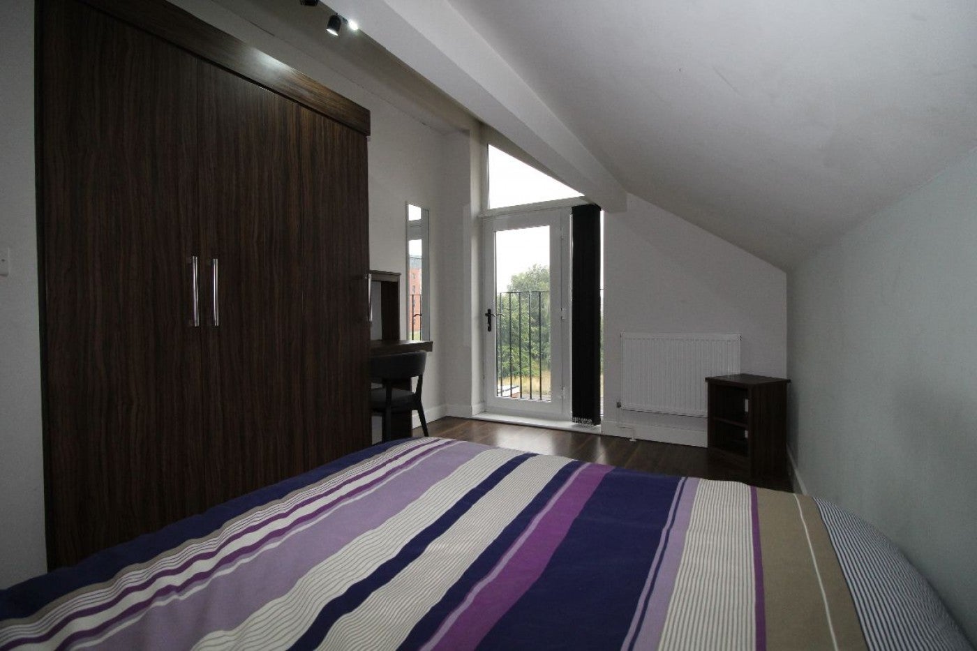 Flat Hawkins Street in Preston