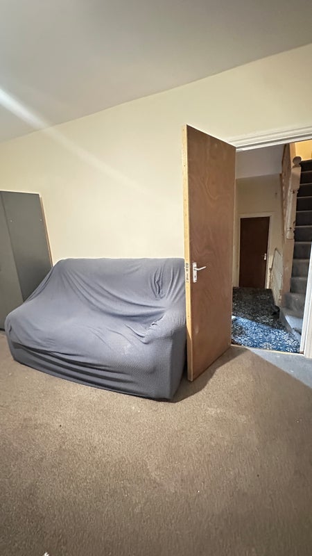 Room Buxton Road in Greater London