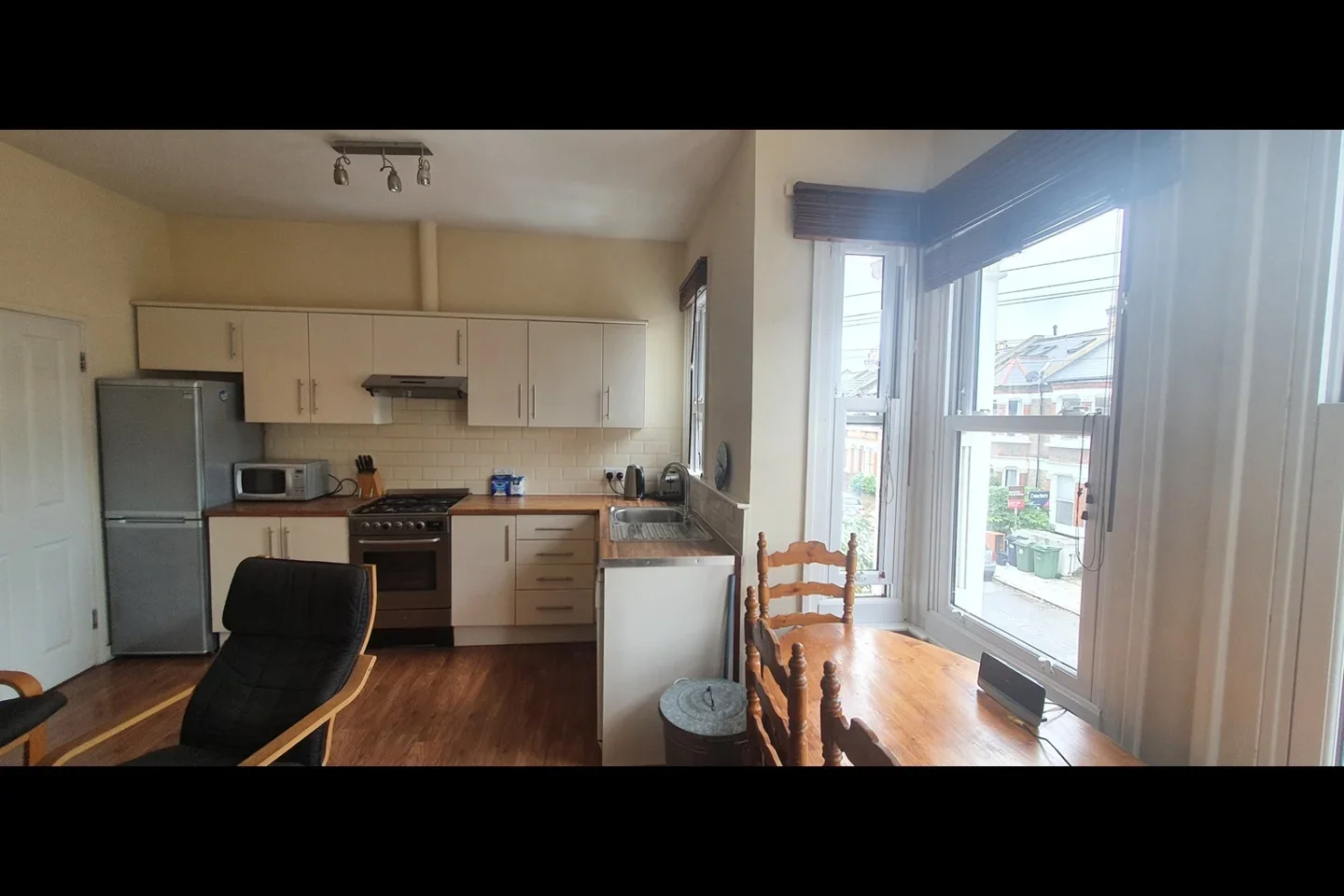 Flat Hubert Grove in Greater London